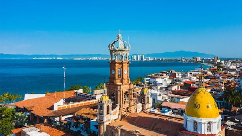 9 Things About Puerto Vallarta Homes That Photos Don’t Show